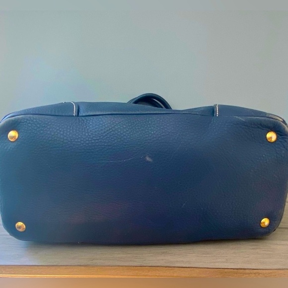 Authentic Prada Vitello Daino Two Way blue leather purse - Picture 6 of 8